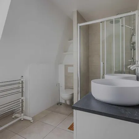 Modernity With Private Rooftop On 5th Floor Appartement