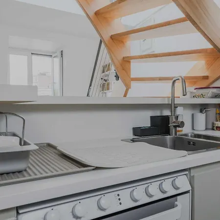 Appartement Modernity With Private Rooftop On 5th Floor *